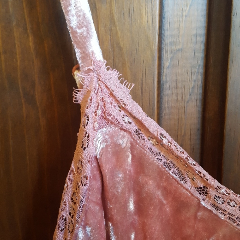 Brand new Bobeau velvety pink dress - Picture 5 of 7